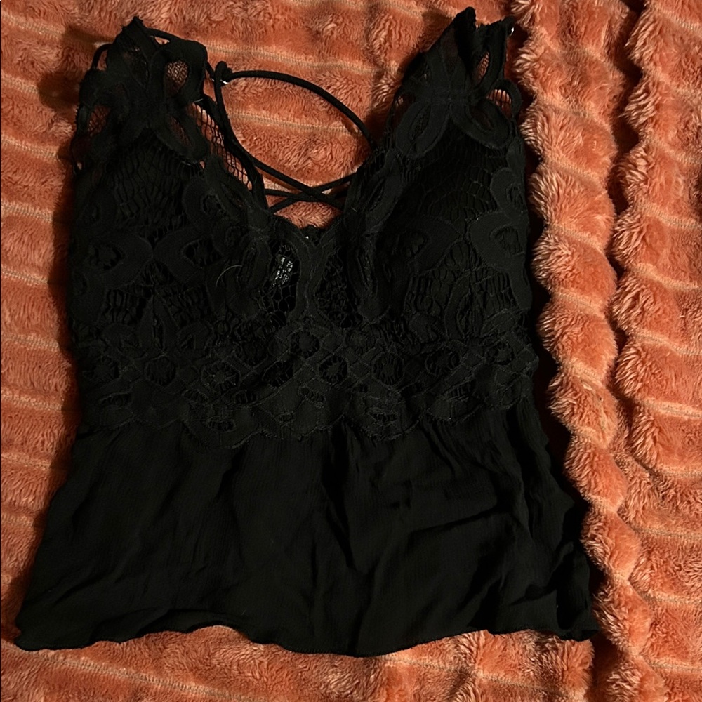 Black Lace Sleeveless Top